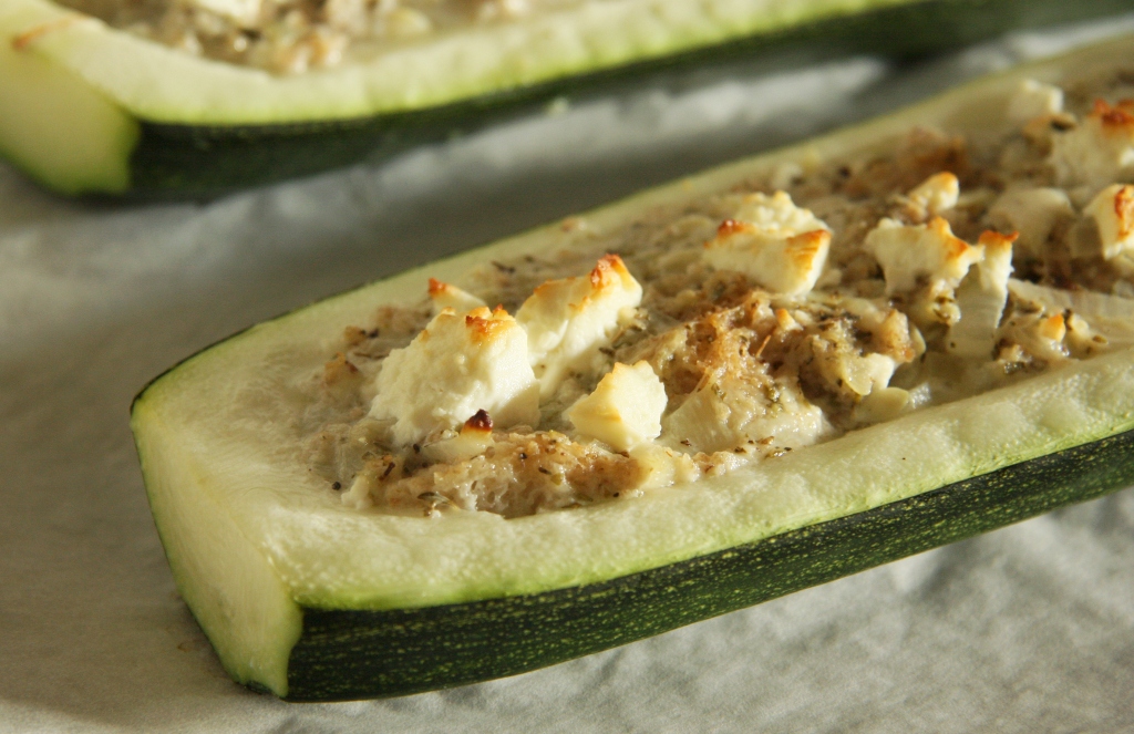 Überbackene Zucchini mit Feta - Rezept » Majas Pflanzenblog