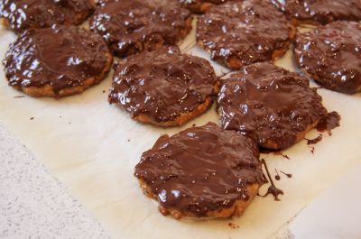 Frische Elisen-Lebkuchen